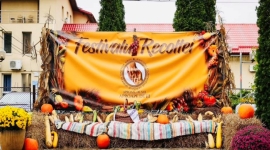 Toamna care schimbă destine – Festivalul Recoltei 2025 la Giroc: tradiție, muzică și solidaritate